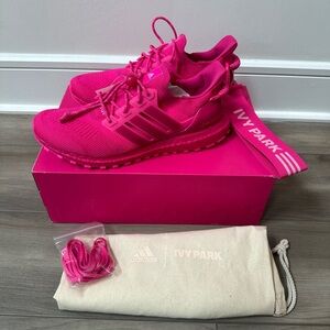 IVY PARK X ADIDAS   ULTRA BOOST (NWT)